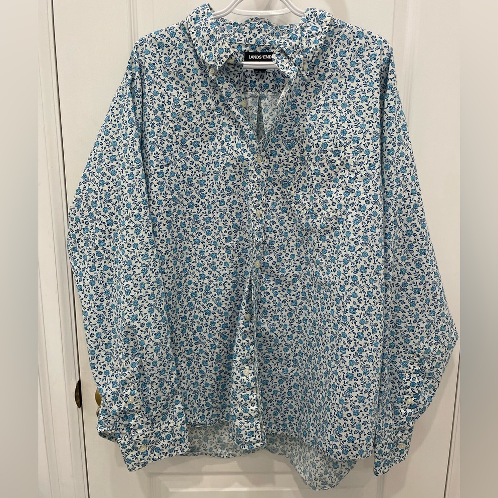 Lands' End Men’s Blue Floral Pattern Button Down Shirt